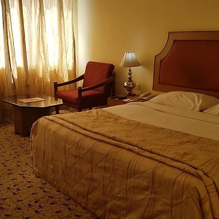 Ohris Baseraa Hyderabad Ngoại thất bức ảnh